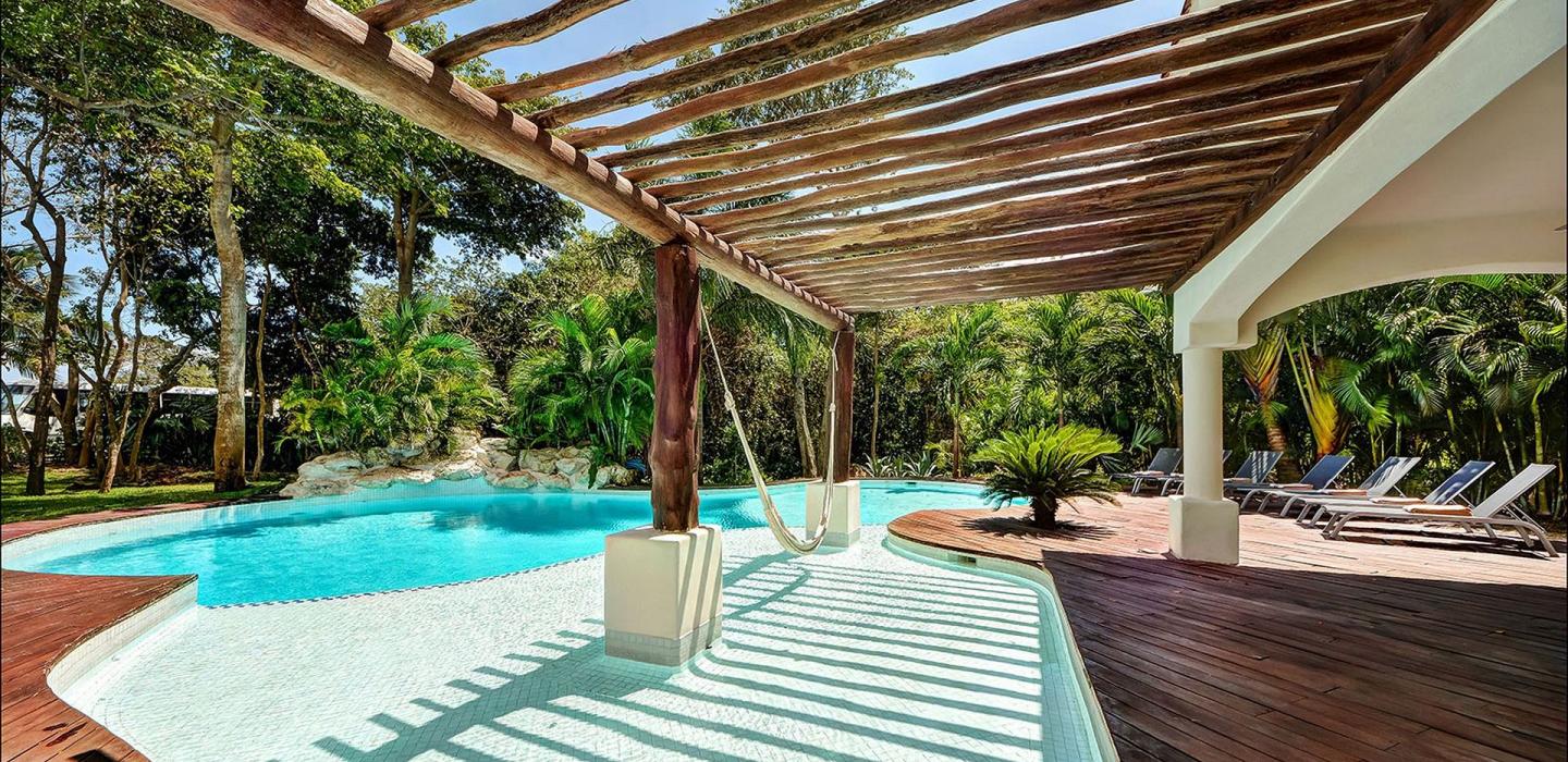 Pcr010 - Magnífica casa tropical con piscina en Playa del Carmen