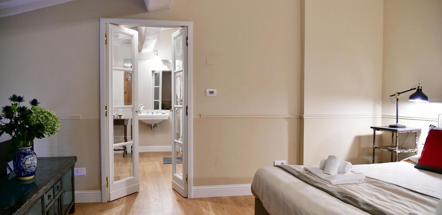 Tus016 - Luxurious 2 Room Apartment