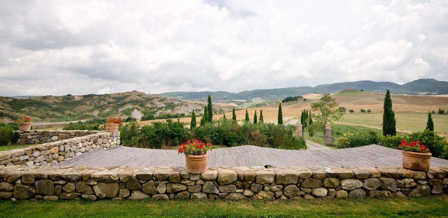 Tus003 - Villa surrounded by rolling hills, Tuscany