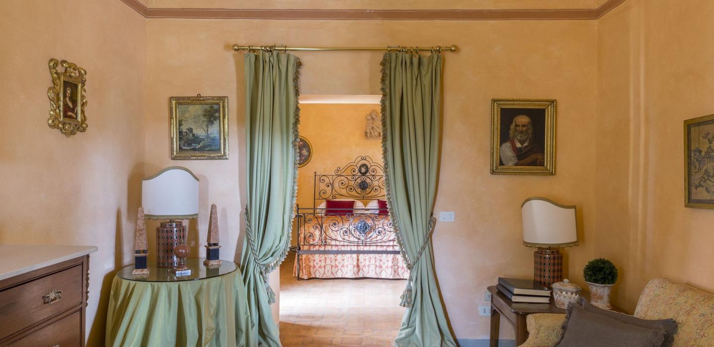 Tus004 - Villa on top of a hill, Tuscany