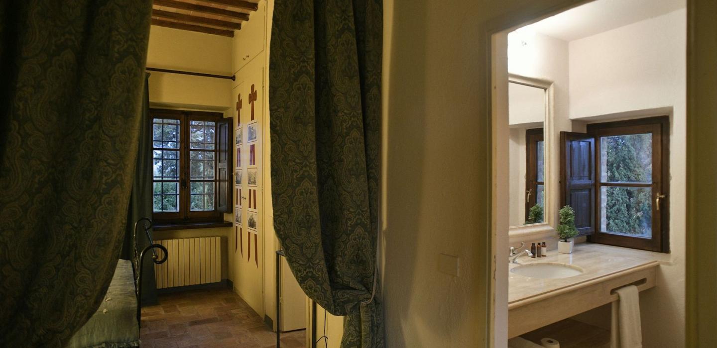 Tus004 - Villa on top of a hill, Tuscany