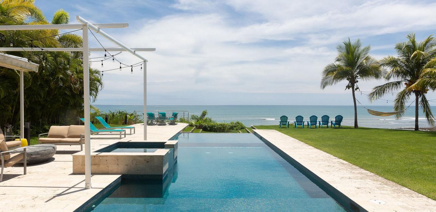 Pan032 - Villa de luxo à beira-mar com piscina no Panamá
