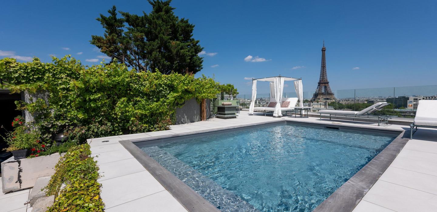 Par021 - Cobertura com piscina privada em Paris