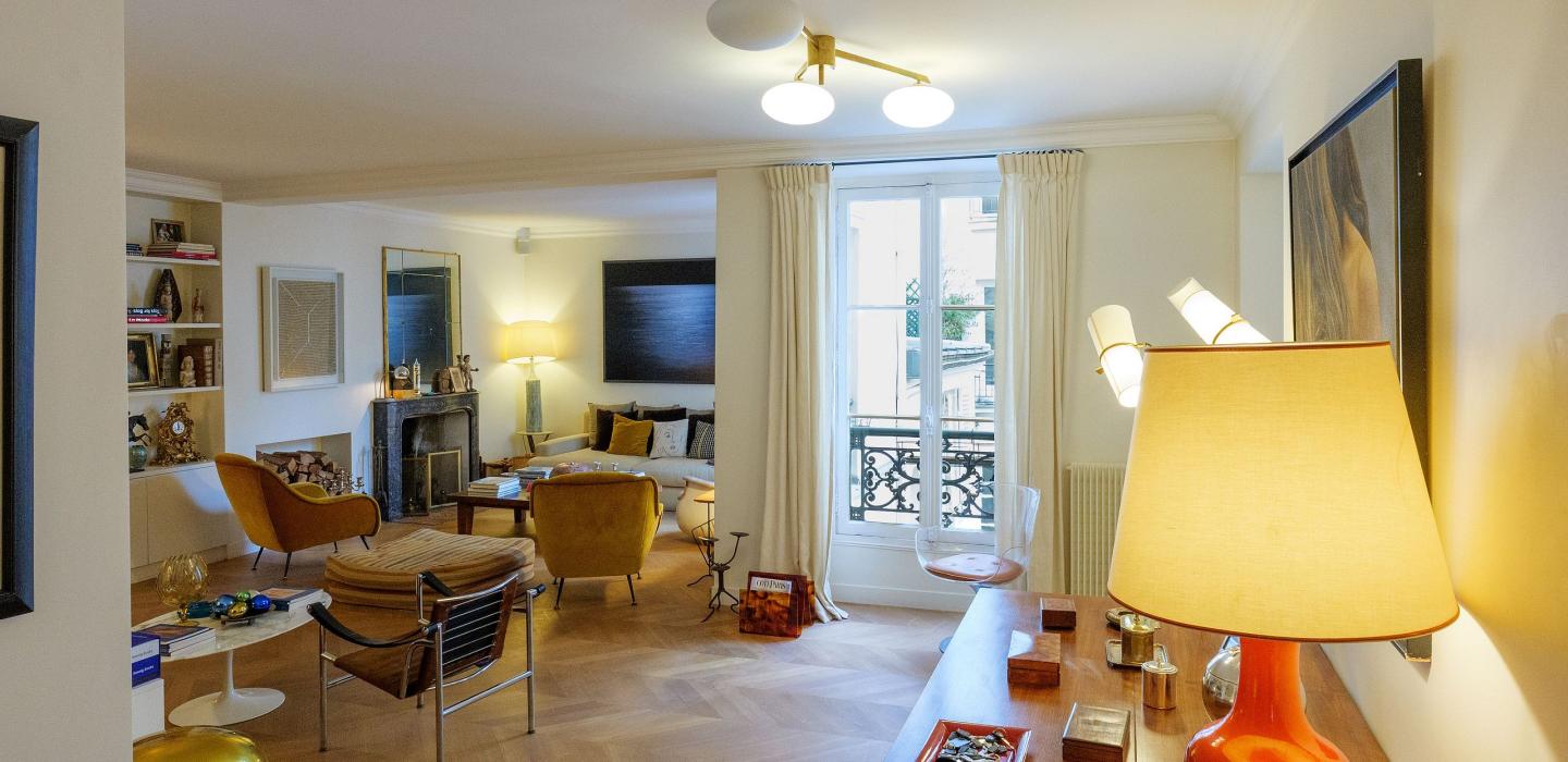 Par110 - Charming apartment in the heart of Paris