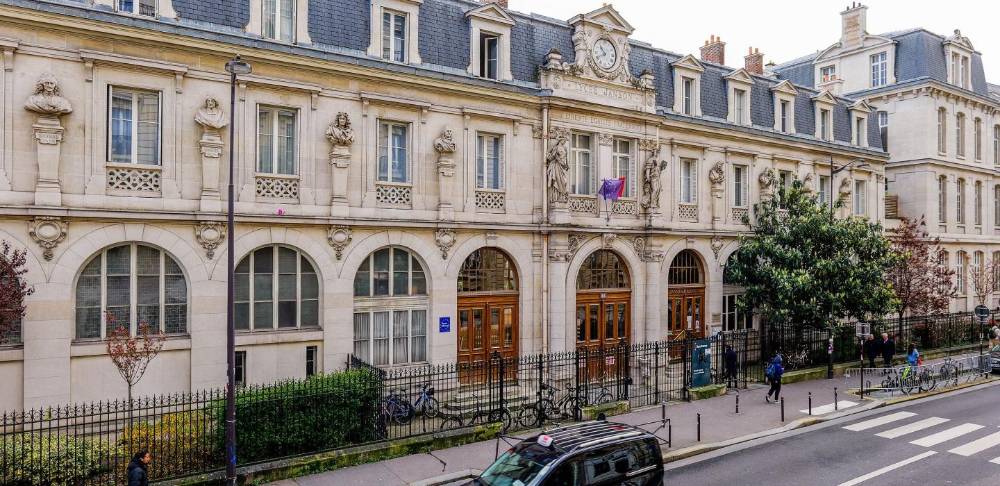 Par128 - Superbe appartement de 3 chambres