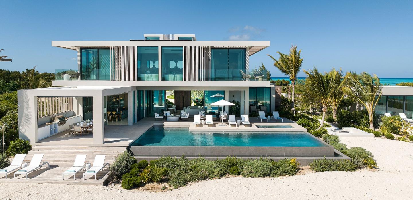 Tci002 – Elegante vila à beira-mar em Grace Bay