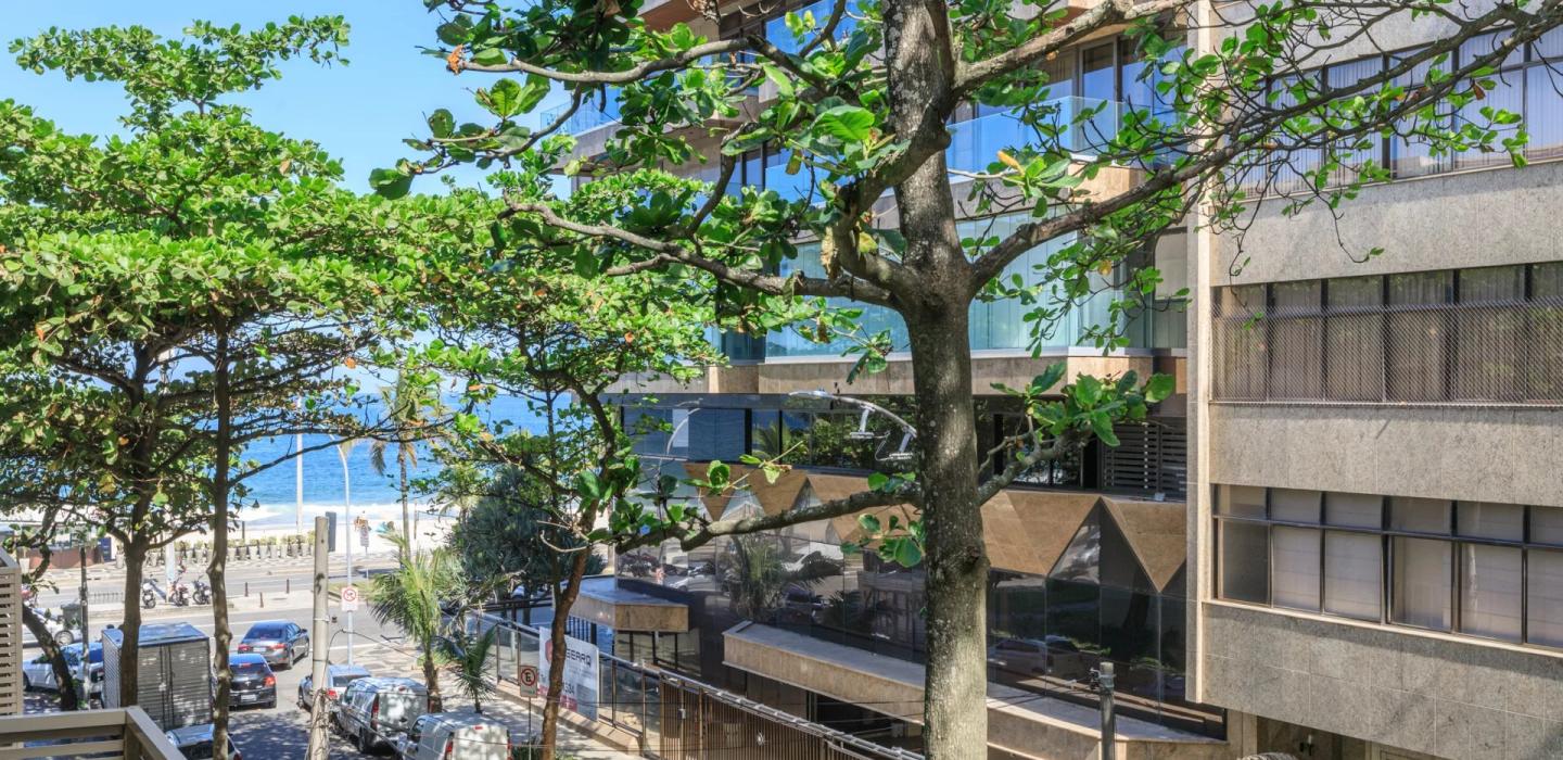 Rio268 - Charming apartment with lateral sea view – Leblon