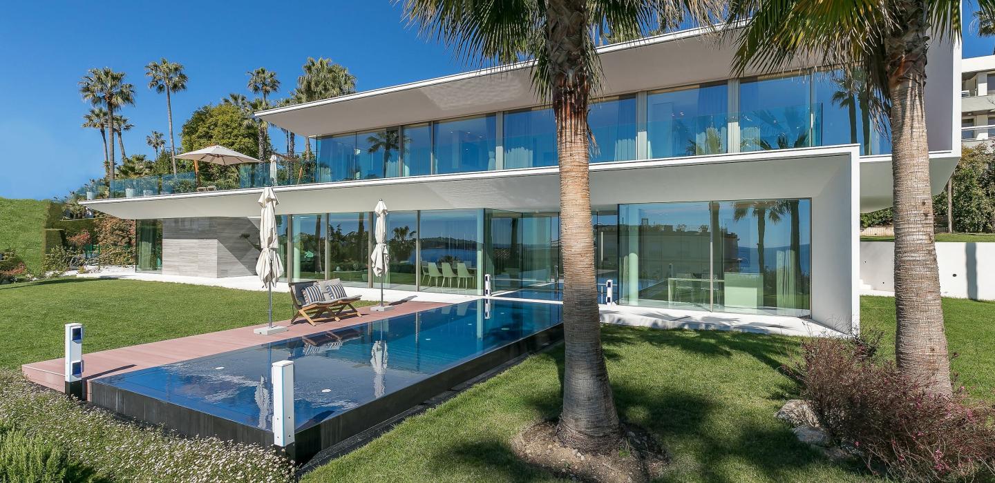 Azu195 – Panoramic sea view luxury villa in Cannes