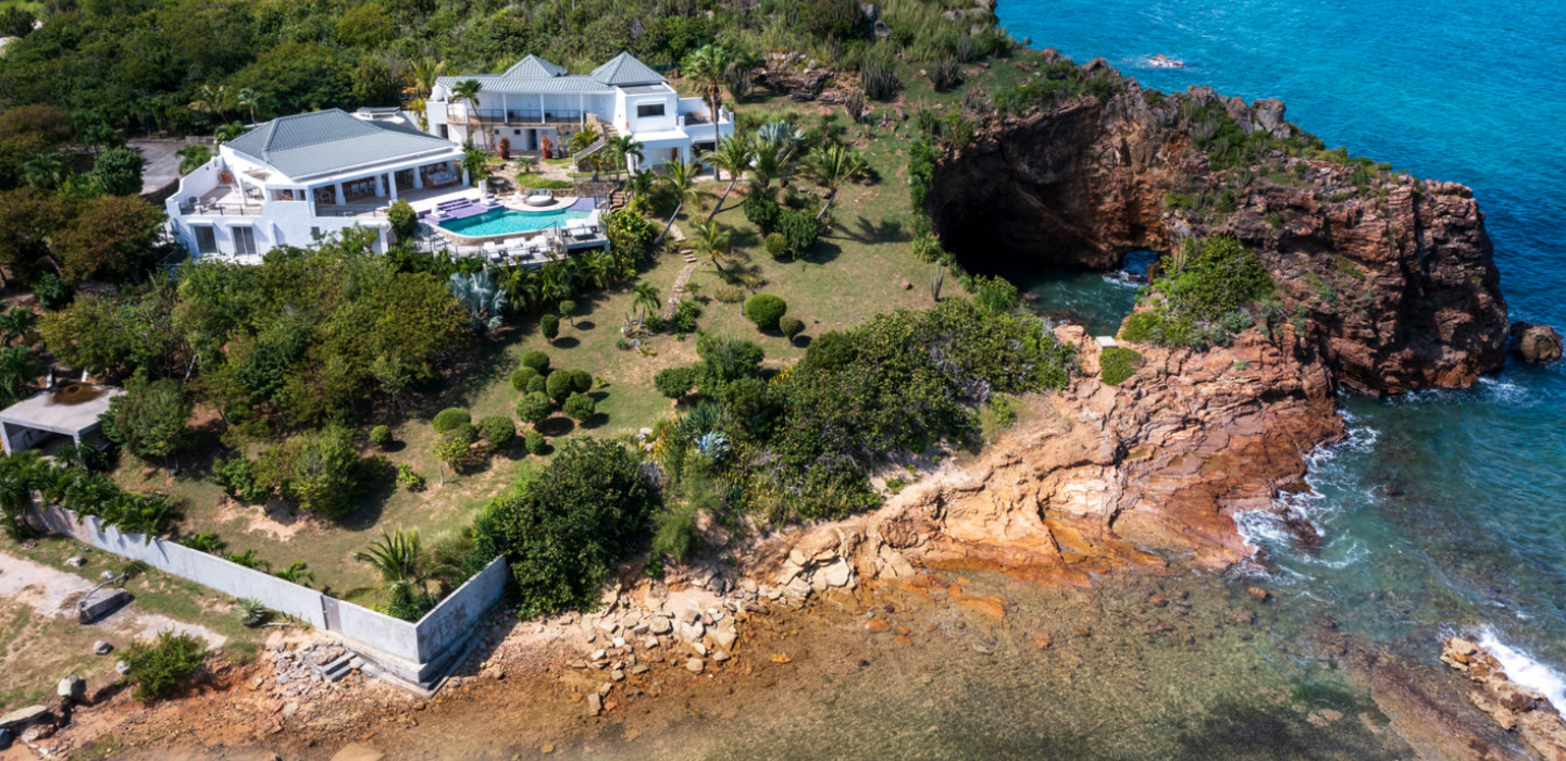 Sxm018 – Ocean-view villa on the cliffs of Terres Basses