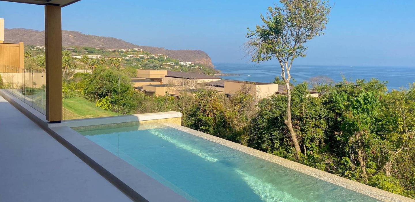 Ptm042 - Elegant Oceanview Villa at Kupuri Beach