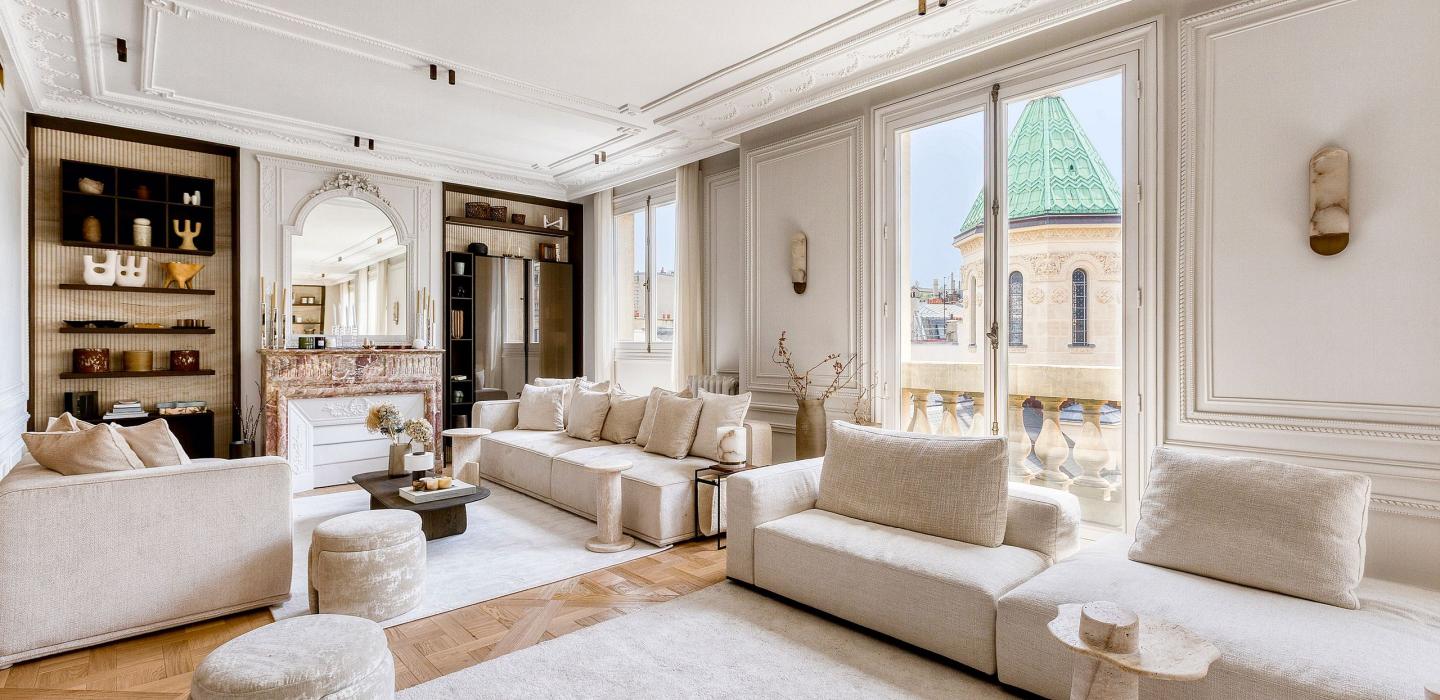 Par029 - Apartment in Paris’ Golden Triangle