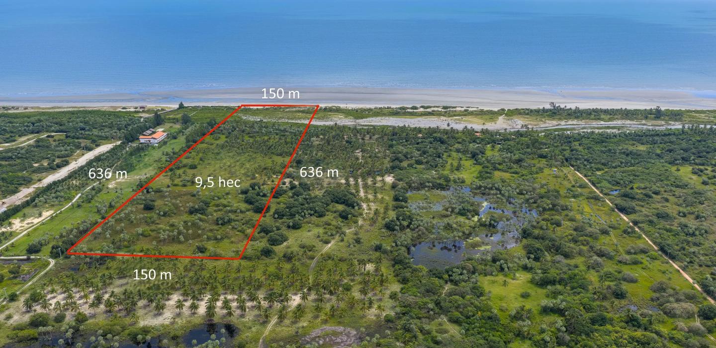 Pre001 - Last large plot of land facing the sea on Preá beach
