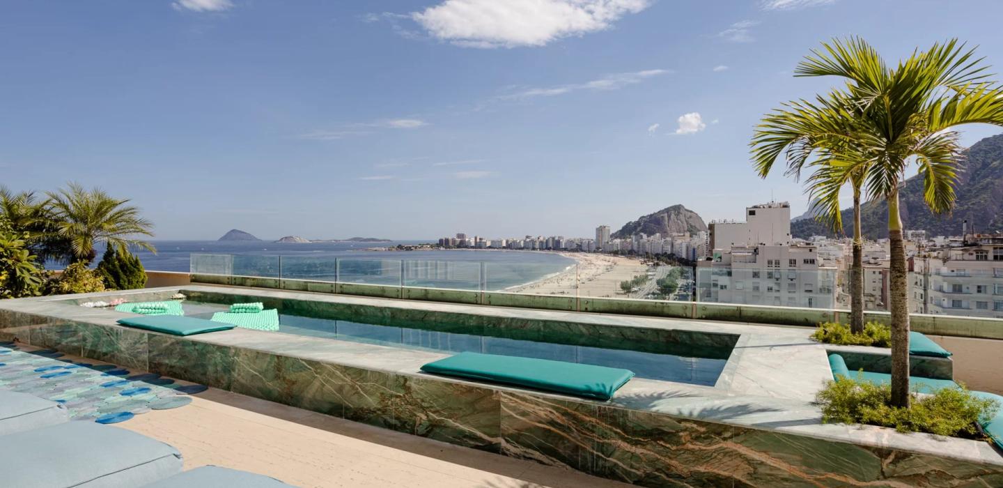 Rio001 - Exclusive Beachfront Penthouse in Copacabana for Sale