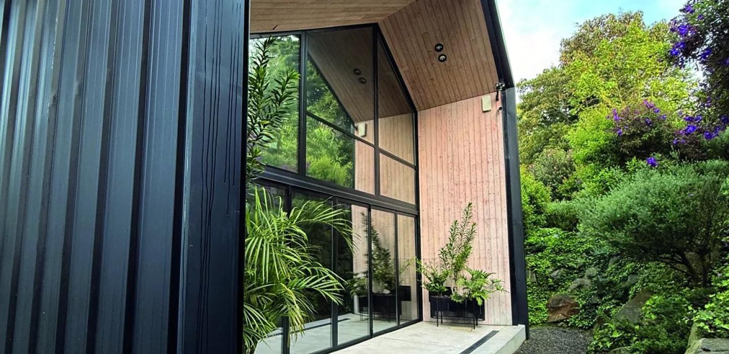 Med011 - Casa moderna con jardín en Alto de las Palmas