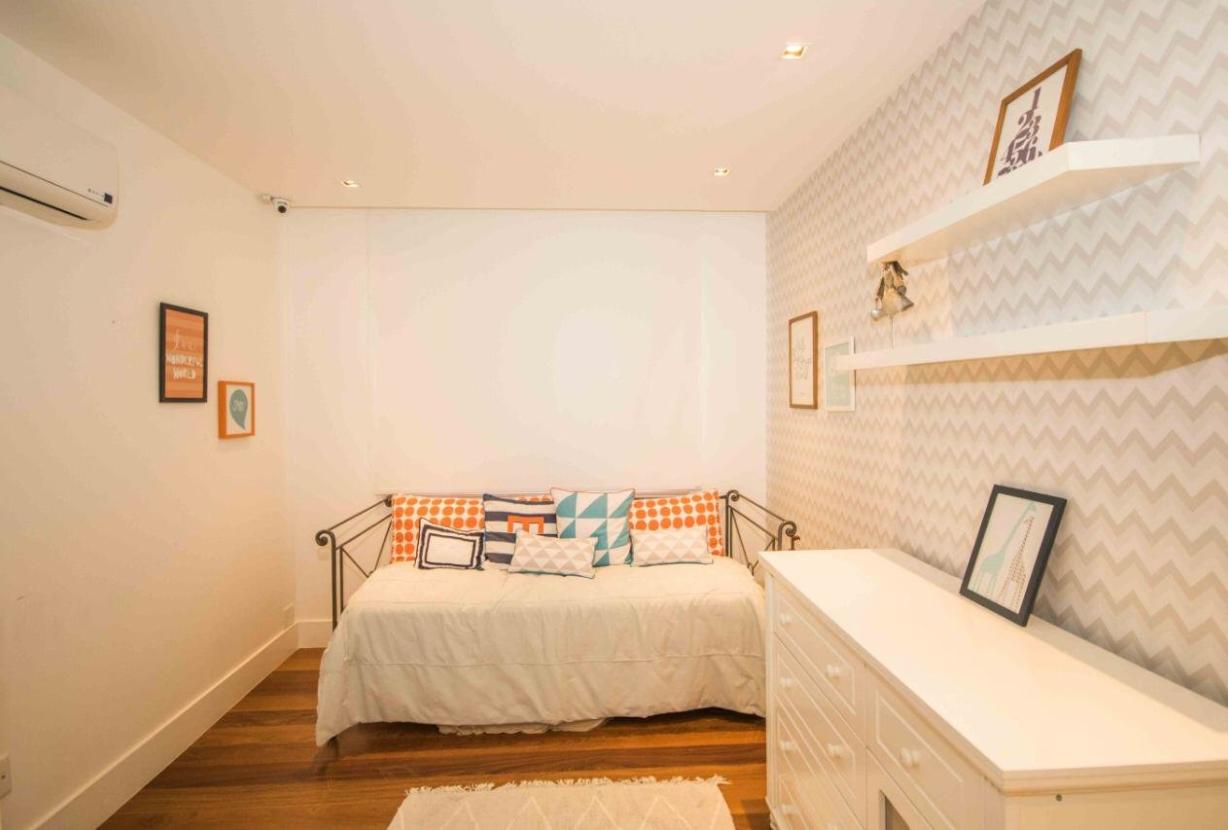 Rio125 - Charming 3 bedroom apartment in Copacabana