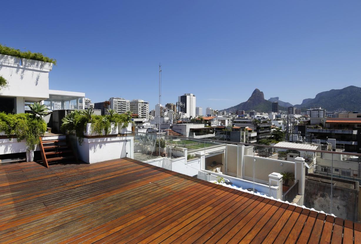 Rio135 - Beautiful triplex penthouse in Ipanema