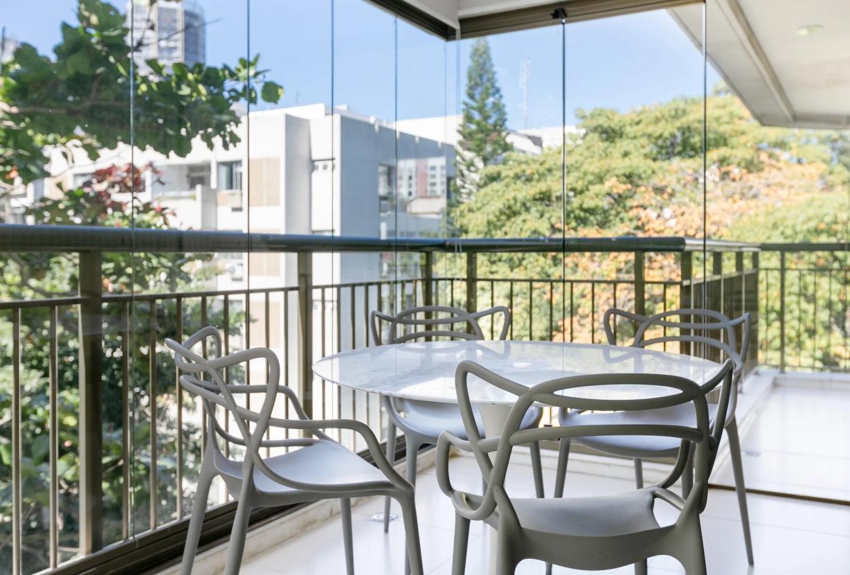 Rio281 – Duplex Apartment for Sale in Leblon