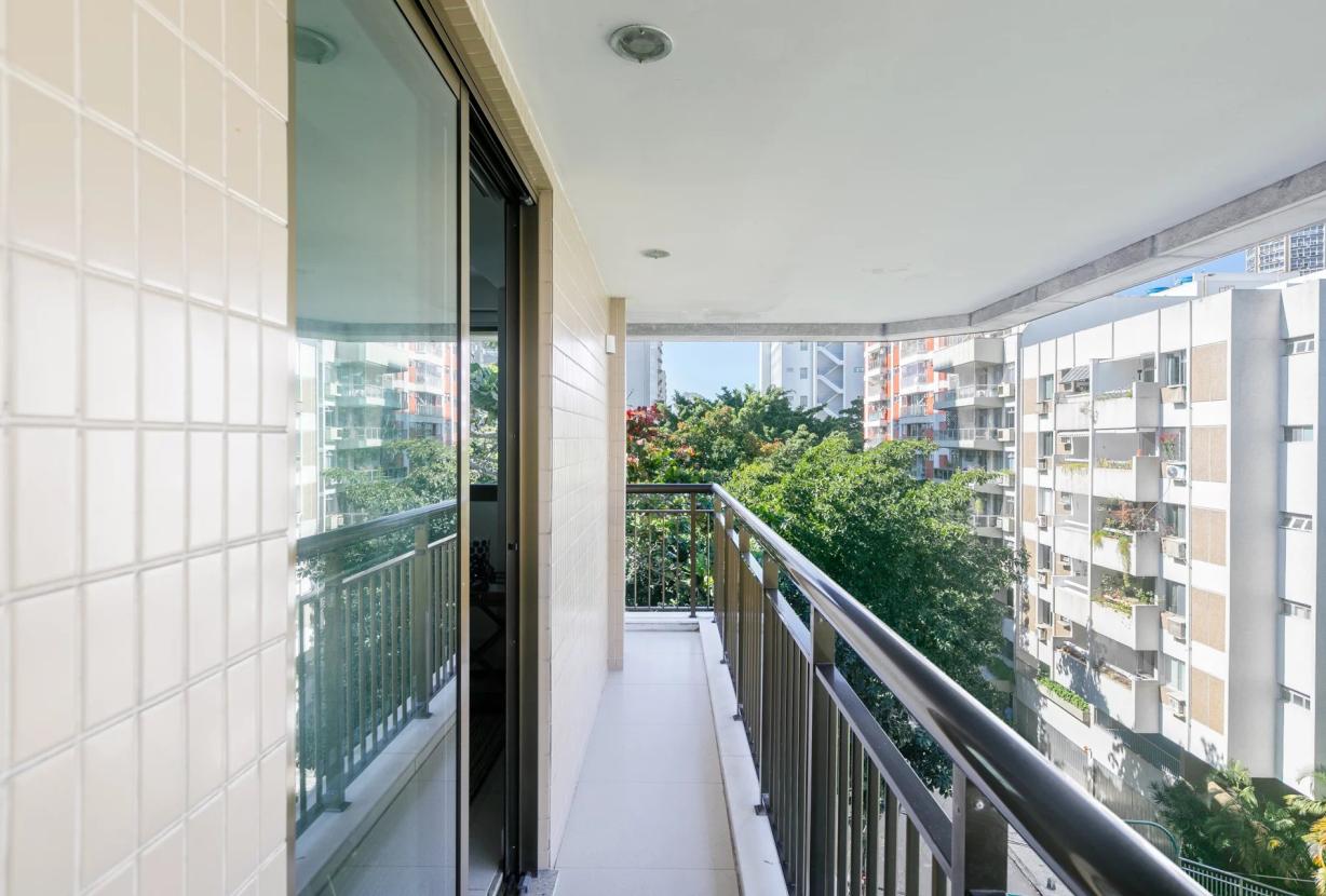 Rio281 – Duplex Apartment for Sale in Leblon