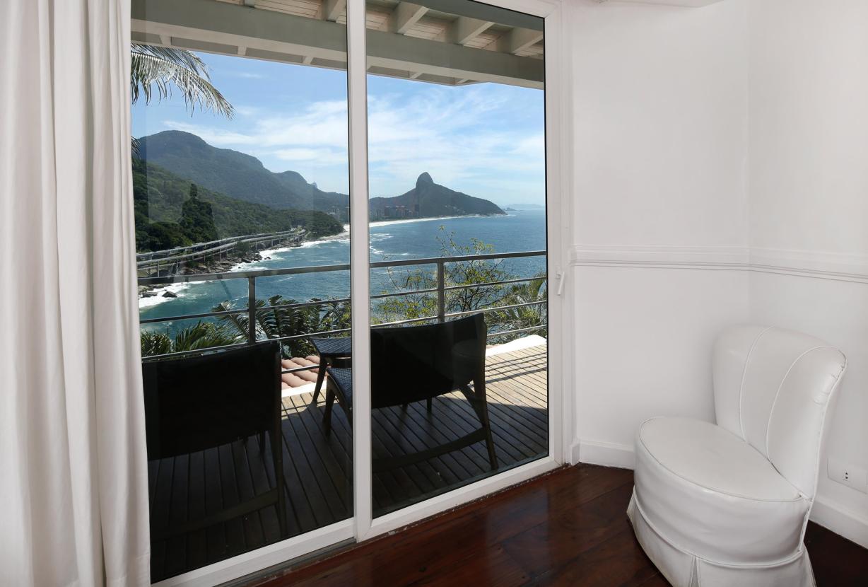 Rio295 - Exceptional Villa with Panoramic Views in Joá