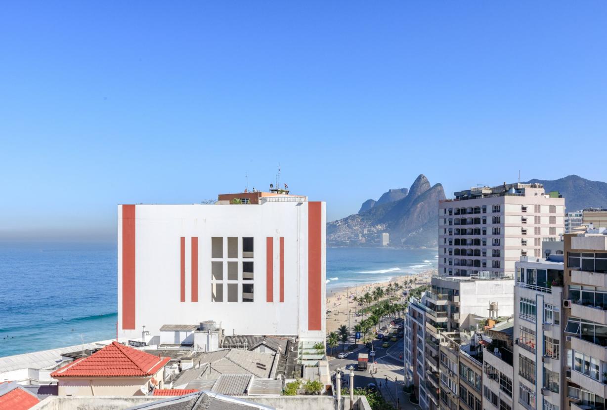 Rio029 - Spacious 4 bedroom penthouse in Ipanema for sale