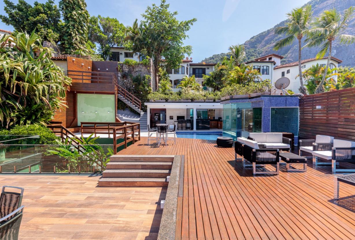 Rio052 - Beautiful villa with spectacular sea views in Joá
