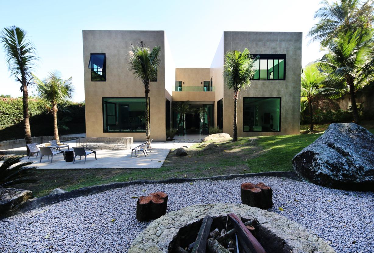 Rio105 - Villa em Itanhanga à venda