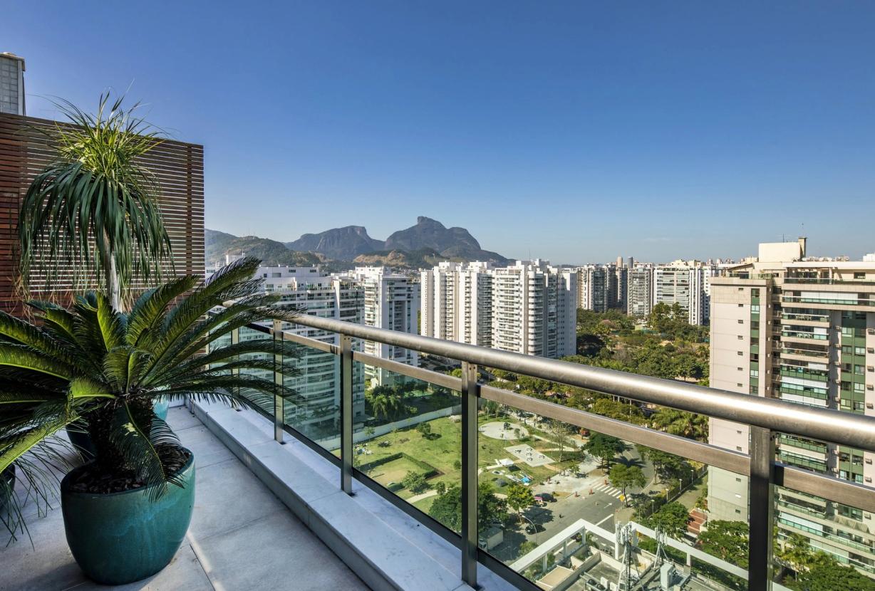 Rio109 - Cobertura em Barra à venda