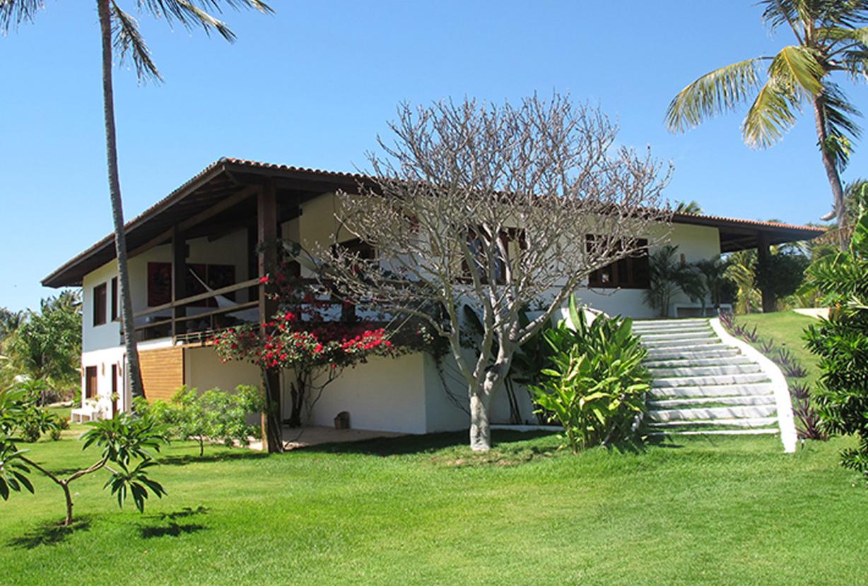 Cea026 - Casa em Guajiru com 5 quartos