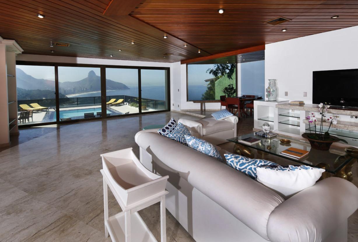 Rio564 - House in Joa