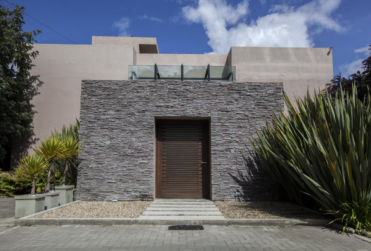 Bog144 - Casa moderna à venda em La Calera Bogotá.