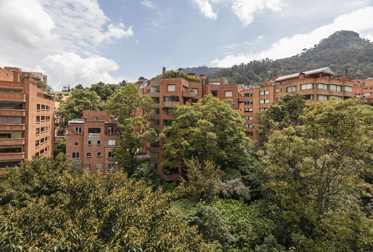 Bog095 - Three bedroom apartment in Rosales Bogotá