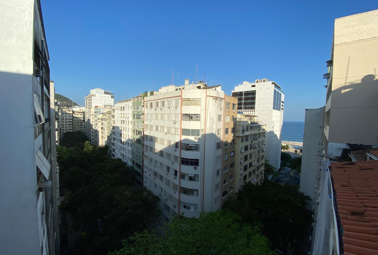 Rio240 - Charmoso apartamento de 1 quarto no Leme