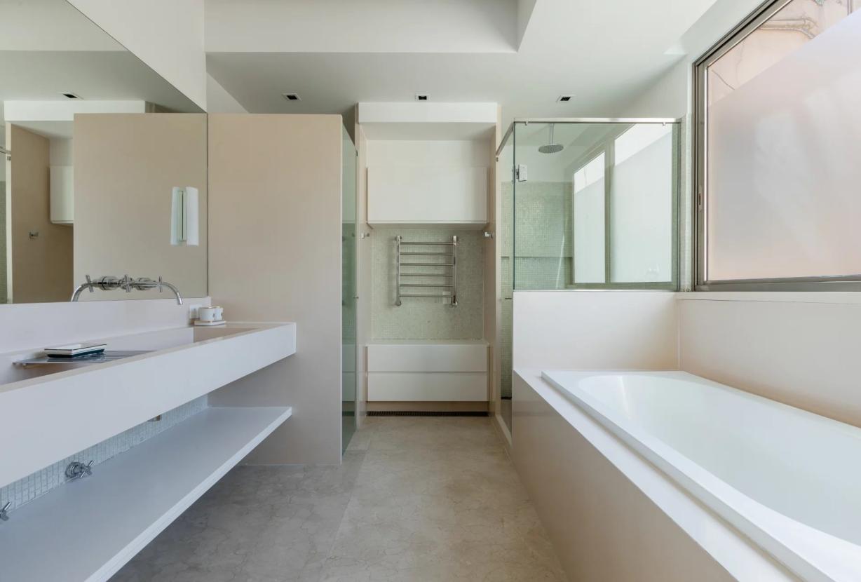 Rio038 - Design & Sea - Duplex contemporain de Paula Neder