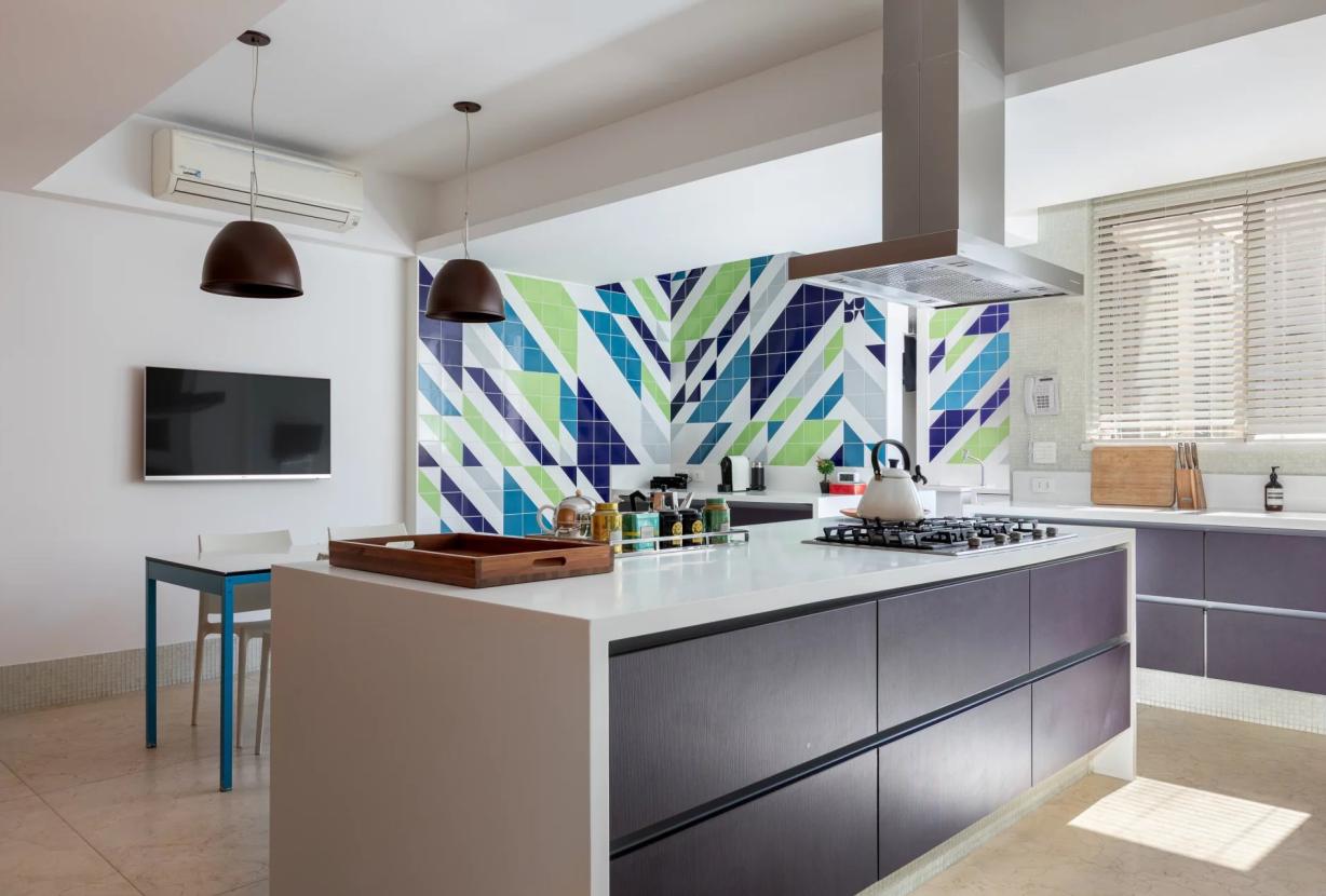 Rio038 - Design & Sea — Contemporary Duplex by Paula Neder