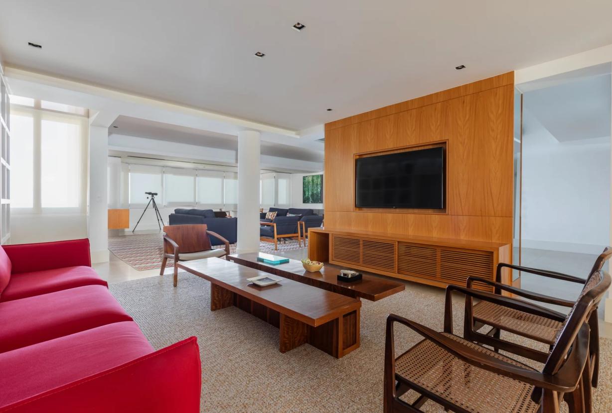 Rio038 - Design & Sea — Contemporary Duplex by Paula Neder