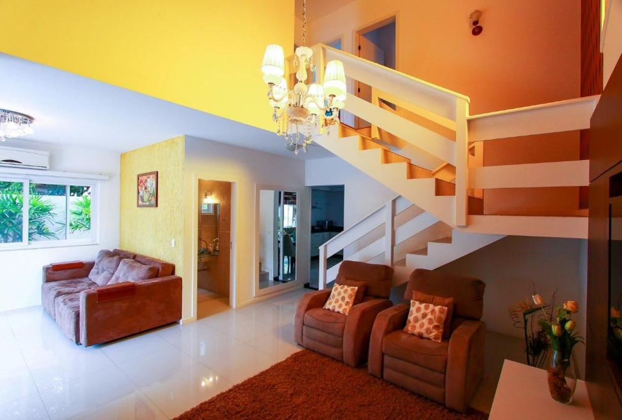 Flo533 - Charmante villa de 2 étages à Florianópolis
