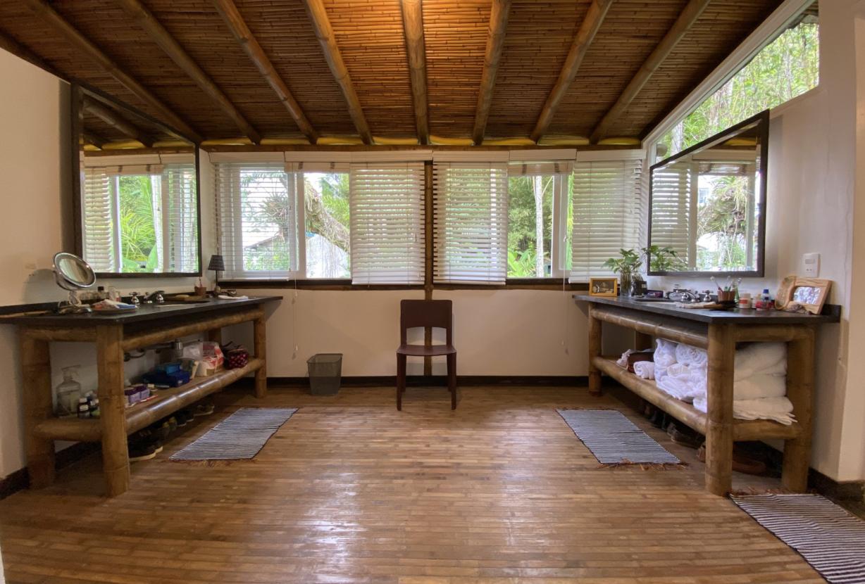 Rio412 - Linda casa com jardins e piscina na Gávea