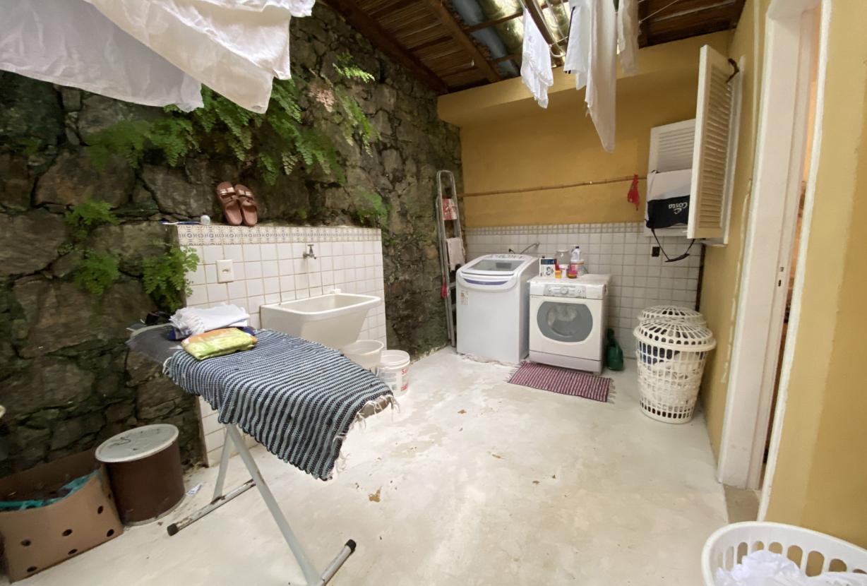 Rio412 - Linda casa com jardins e piscina na Gávea