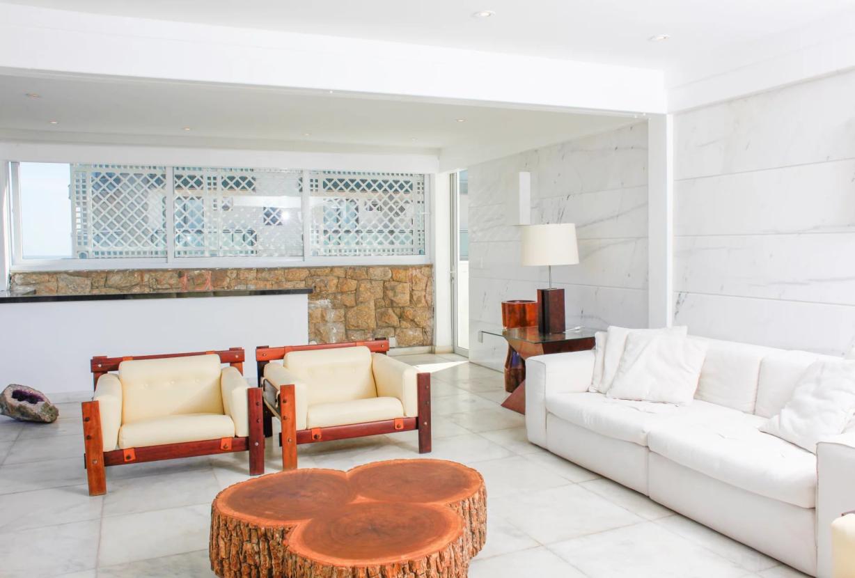 Rio044 - Cobertura com piscina para venda em Ipanema