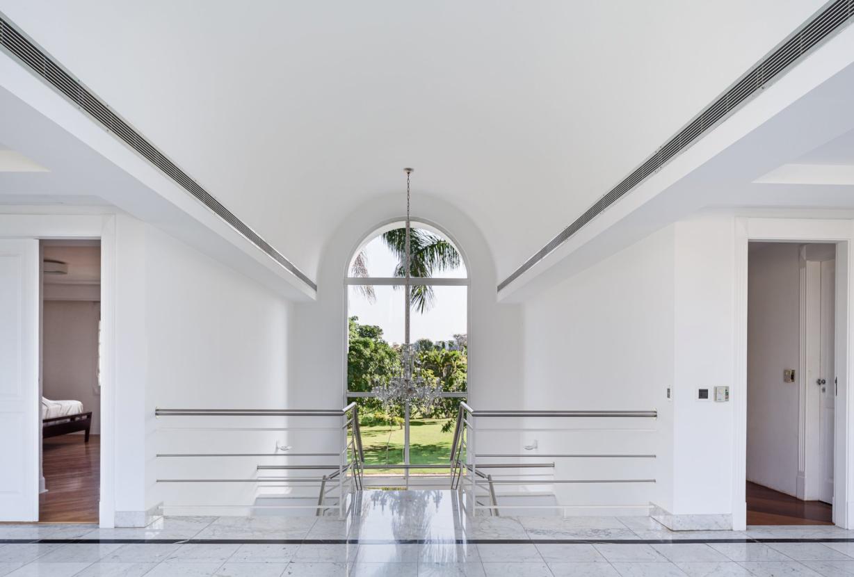 Rio153 - Mansion in Barra da Tijuca condominium