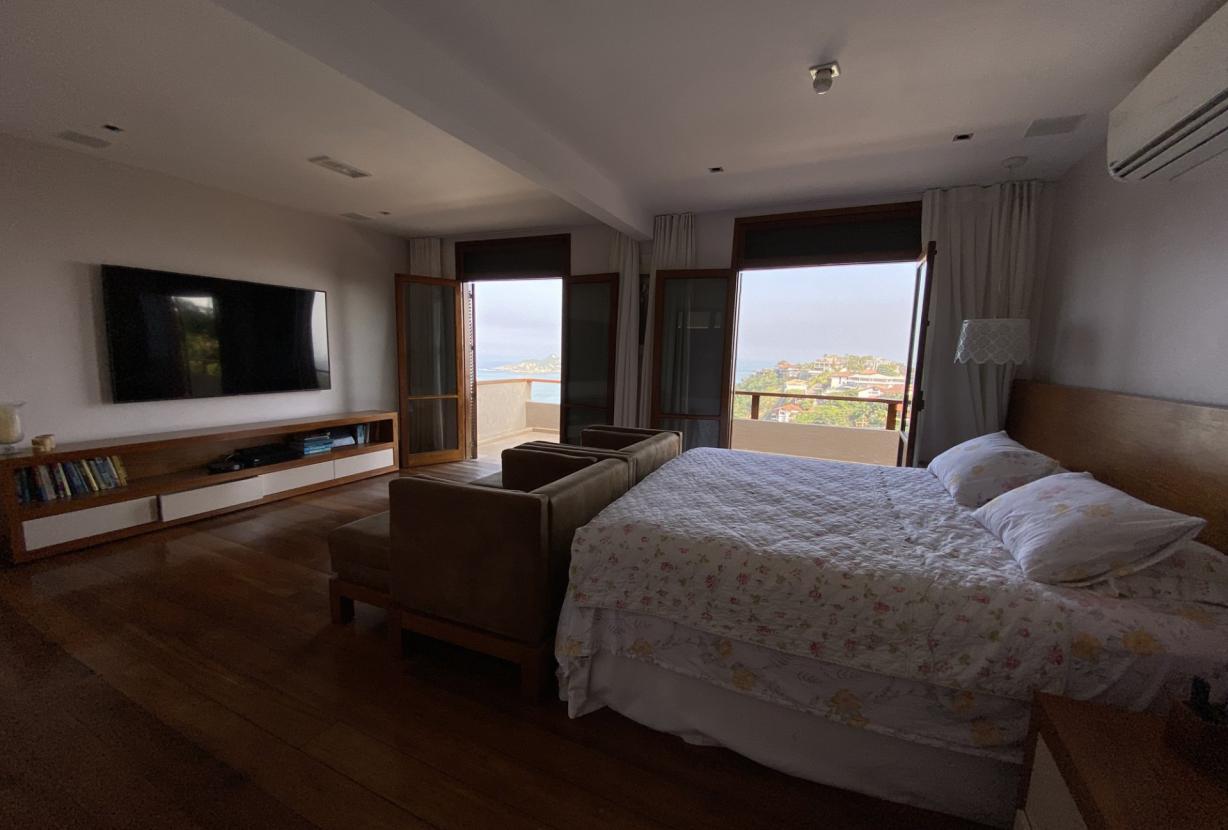 Rio357 - Charming villa with pool and 5 suites in Joá