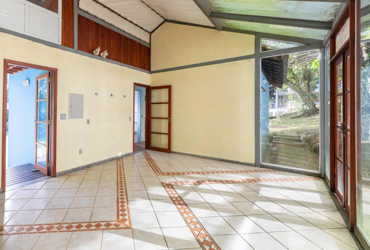 Ang049 - Hermosa casa en una isla en Angra dos Reis