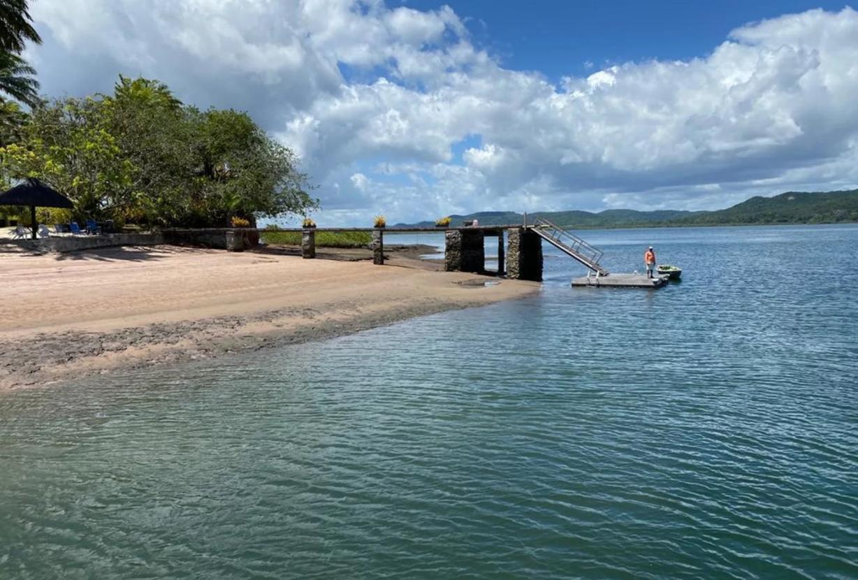 Bah400 - Hermosa isla con casa y bungalows en Bahía