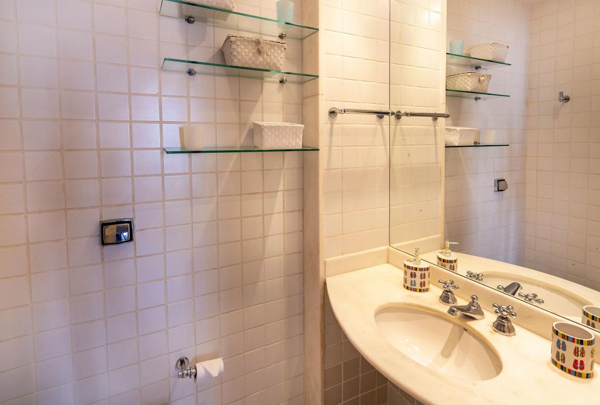 Rio251 - Beautiful apartment in Copacabana