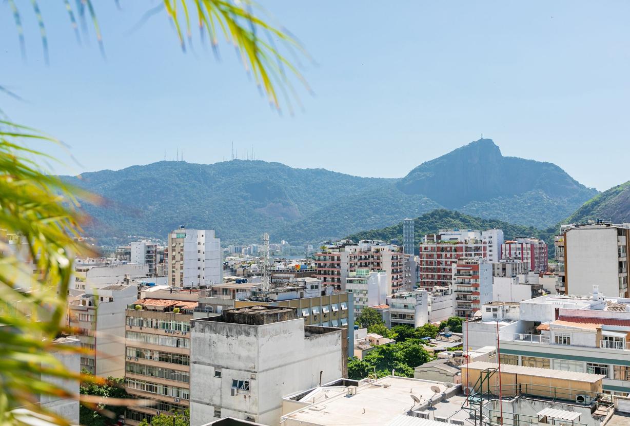 Rio037 - Cobertura com piscina e terraço em Ipanema