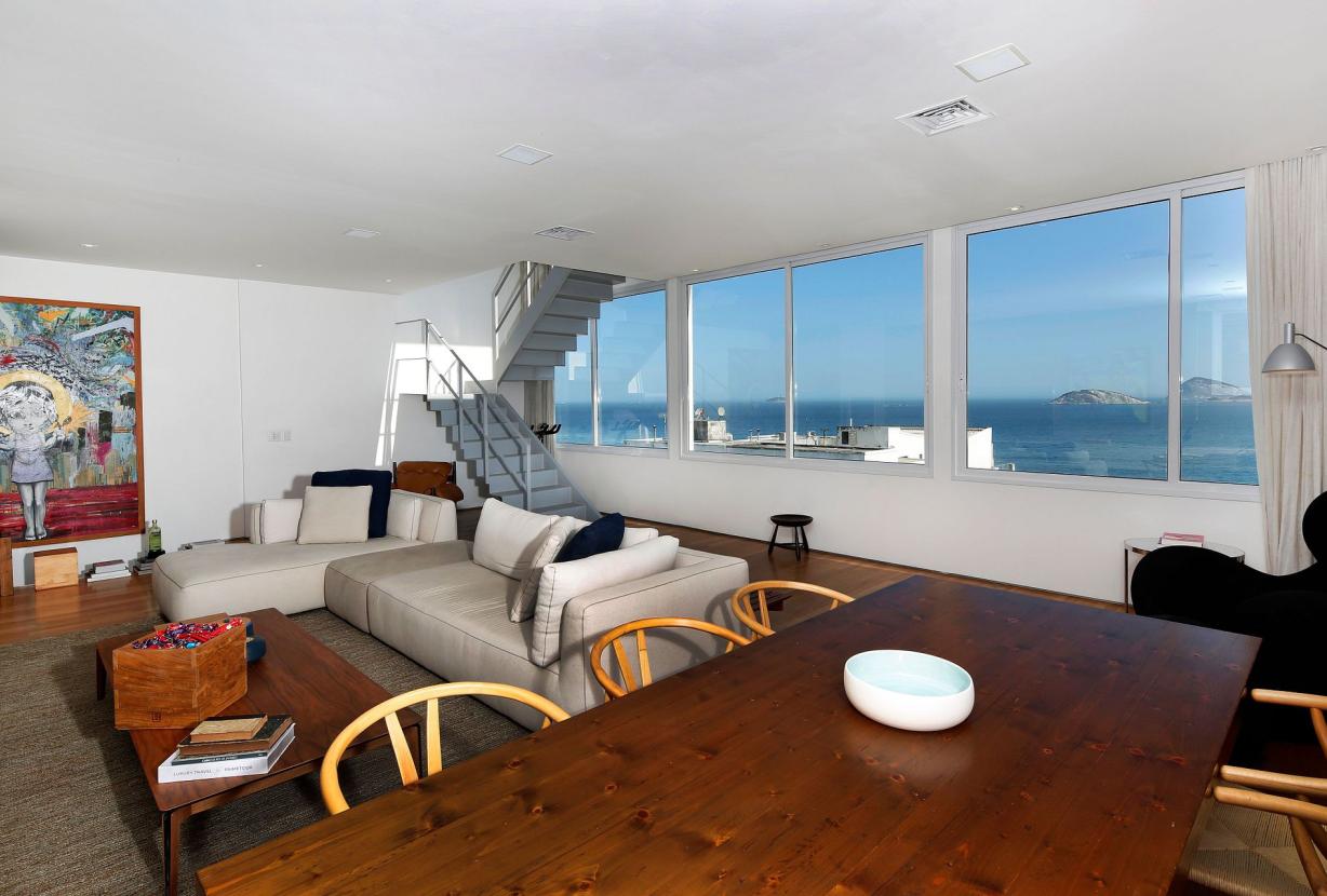 Rio116 - Luxury penthouse overlooking Ipanema Beach