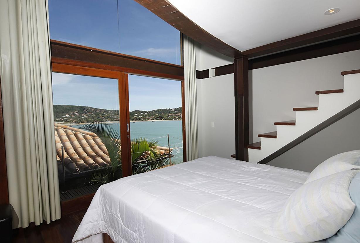 Buz003 - Casa con piscina y vistas al mar en Búzios
