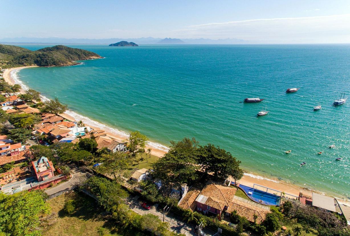 Buz005 - Beautiful mansion in front of the sea in Búzios