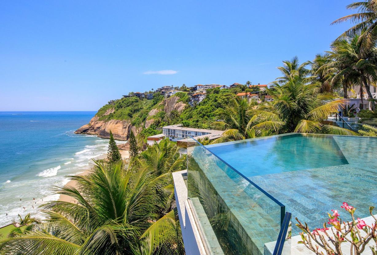Rio017 - Preciosa mansión con fantásticas vistas al mar en Joá