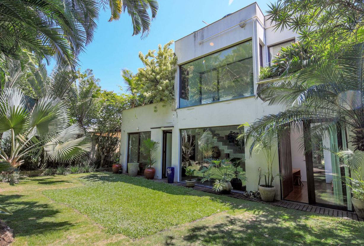 Rio017 - Beautiful villa with an ocean view in Joá